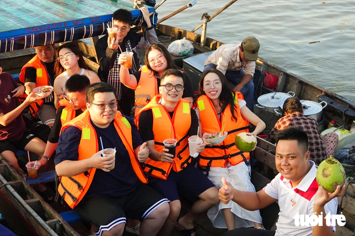 Chợ nổi Long Xuyên ở An Giang có còn nổi tiếng như xưa? - Ảnh 1.