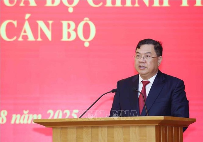Bổ nhiệm ông Phạm Gia Túc giữ chức Chánh Văn phòng Trung ương Đảng- Ảnh 3.