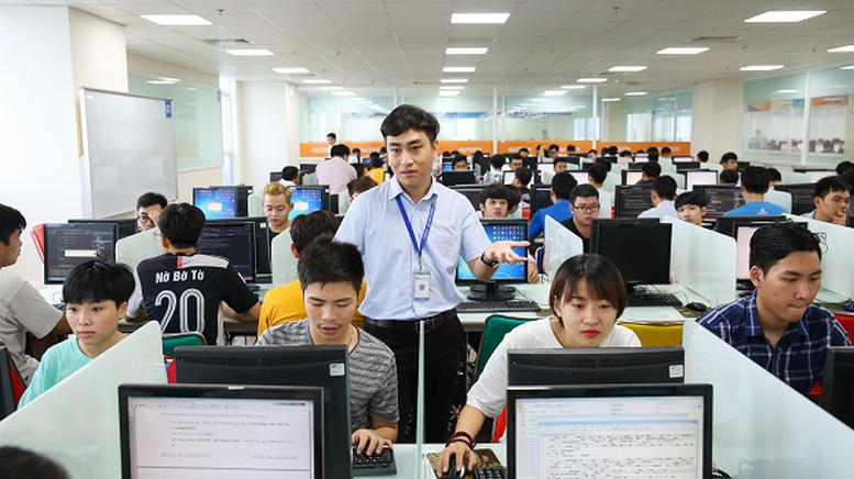 Chuẩn đầu ra đại học gắn với năng lực số, trí tuệ nhân tạo và yêu cầu nghề nghiệp- Ảnh 1.