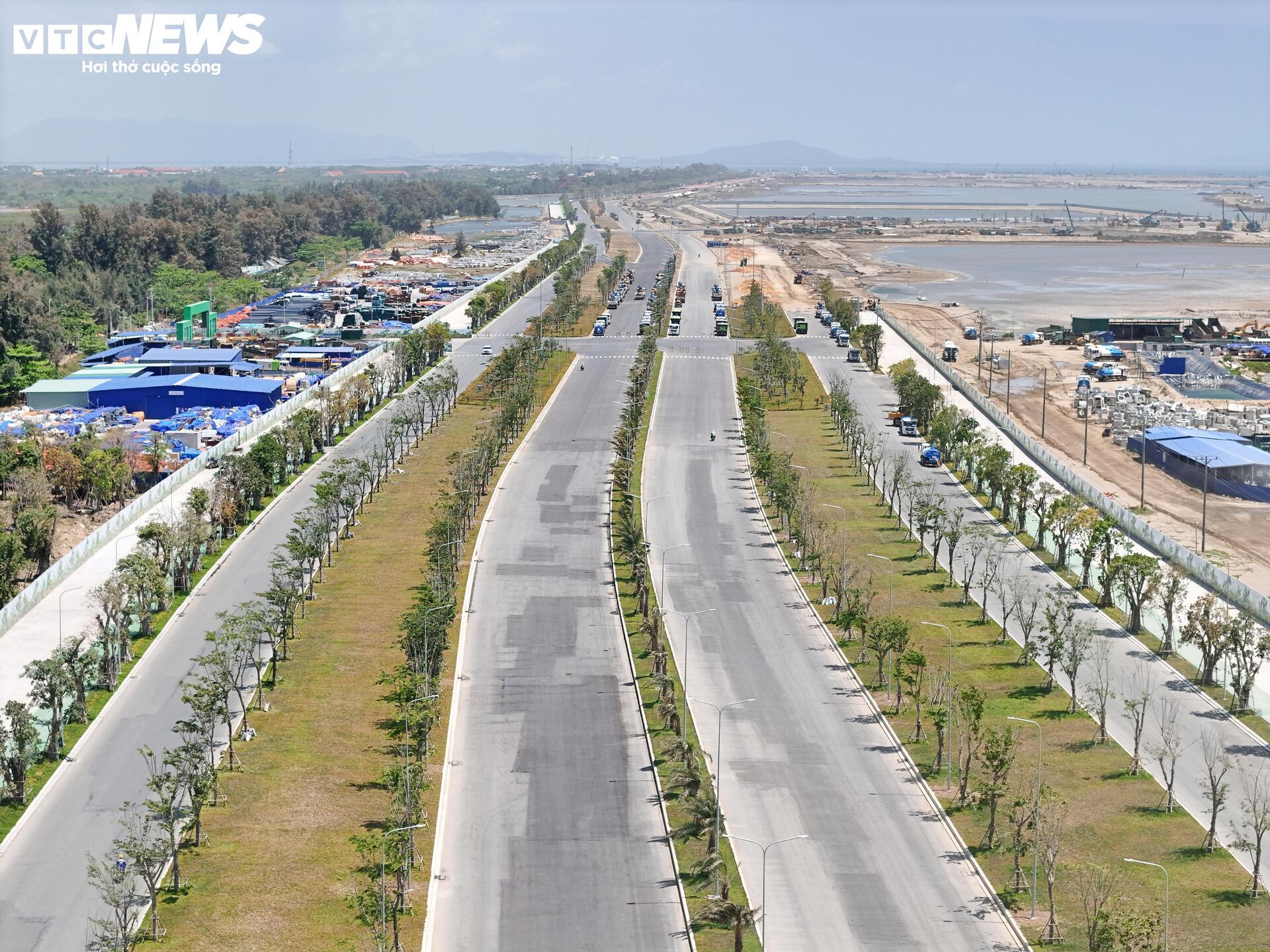 Ngắm cung đường tuyệt đẹp xuyên rừng ngập mặn ở TP.HCM - 13