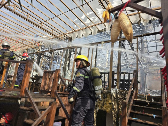 Hình ảnh sau vụ cháy quán cà phê Noọng Ơi ở TPHCM - Ảnh 7.