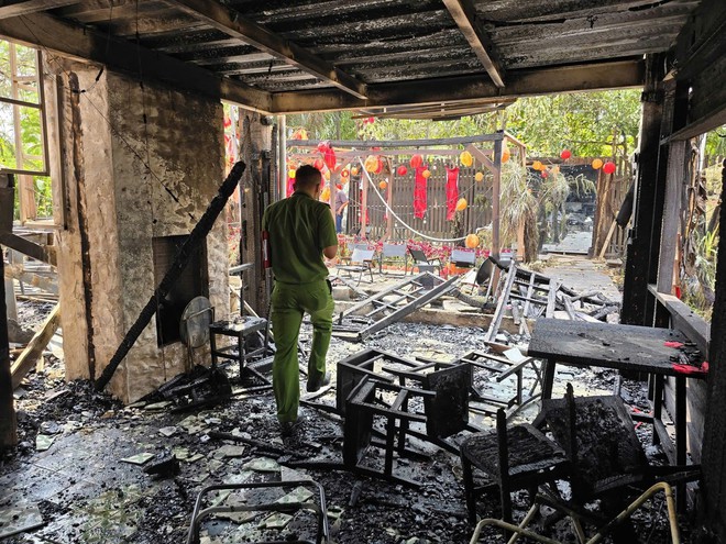 Hình ảnh sau vụ cháy quán cà phê Noọng Ơi ở TPHCM - Ảnh 3.