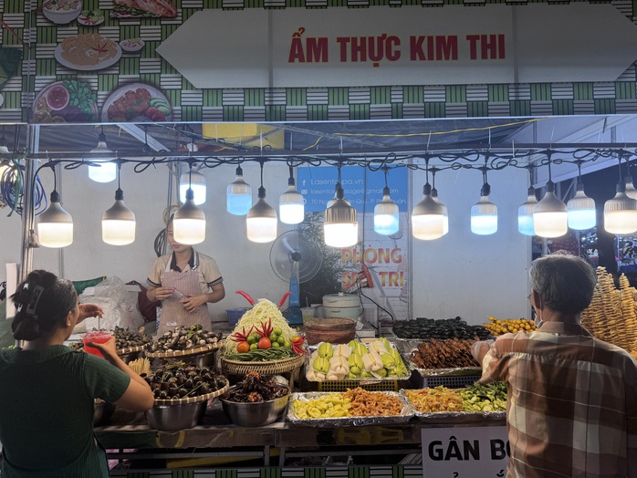 Tha hồ mua sắm tại chương trình kích cầu tiêu dùng phường Hạnh Thông , TP HCM - Ảnh 5.