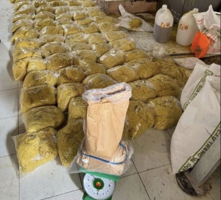 Tang vật vụ án.