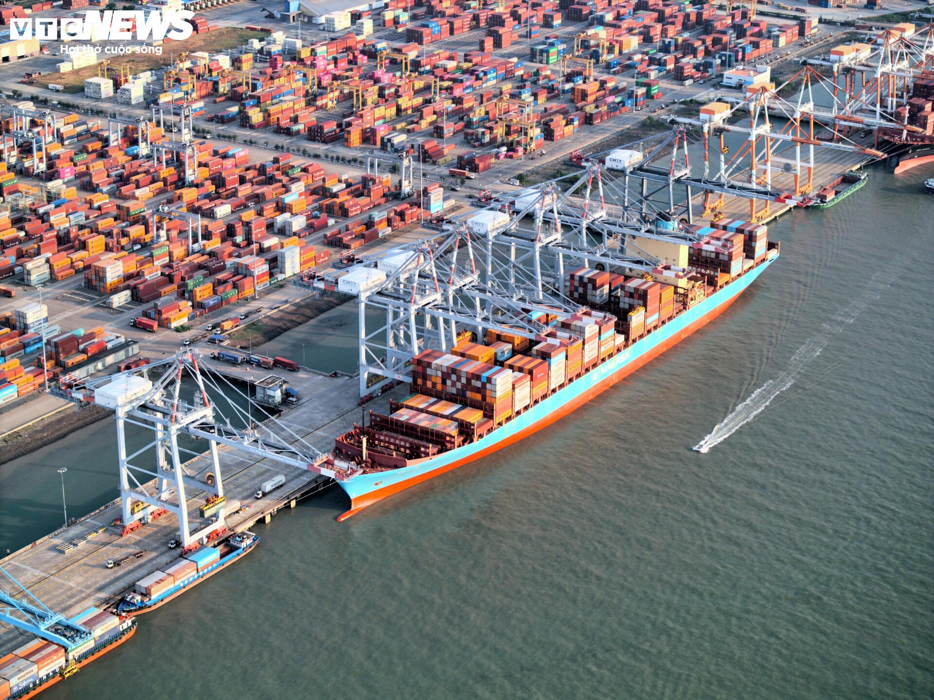 Cận cảnh kho cảng LNG được 'ông lớn' năng lượng Mỹ xúc tiến mua lại 100% cổ phần - 11