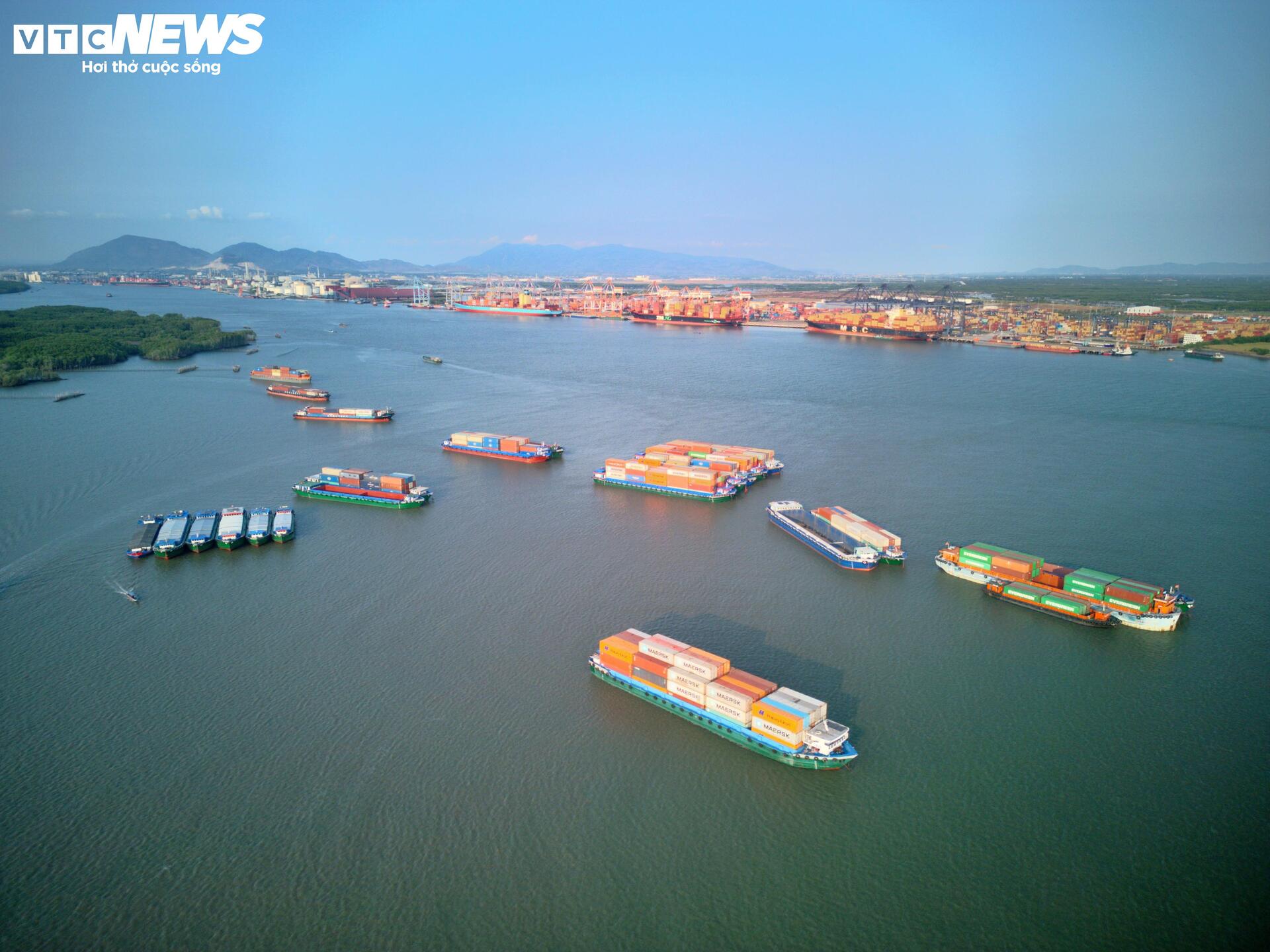 Cận cảnh kho cảng LNG được 'ông lớn' năng lượng Mỹ xúc tiến mua lại 100% cổ phần - 13