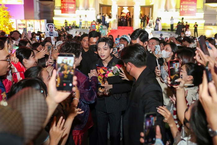 LỜI CẢM ƠN TỪ GIẢI MAI VÀNG  - Ảnh 4.