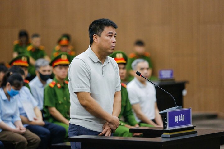 Nguyễn Văn Hậu tại phiên tòa xét xử trong một vụ án trước đó.