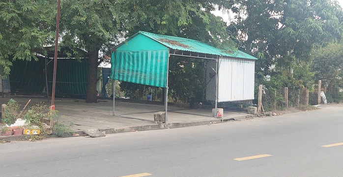 Chính thức tháo dỡ 3 chốt thu phí ở Núi Sam - Ảnh 4.