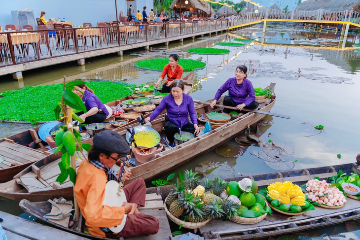 Du lịch miền Tây 2026 tìm lại sức sống cho chợ nổi không chỉ từ khách du lịch - Ảnh 4.