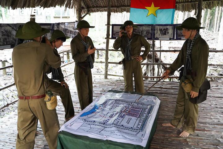 Trong những trận đánh lừng danh, không thể không nhắc đến trận tập kích kho xăng Nhà Bè.