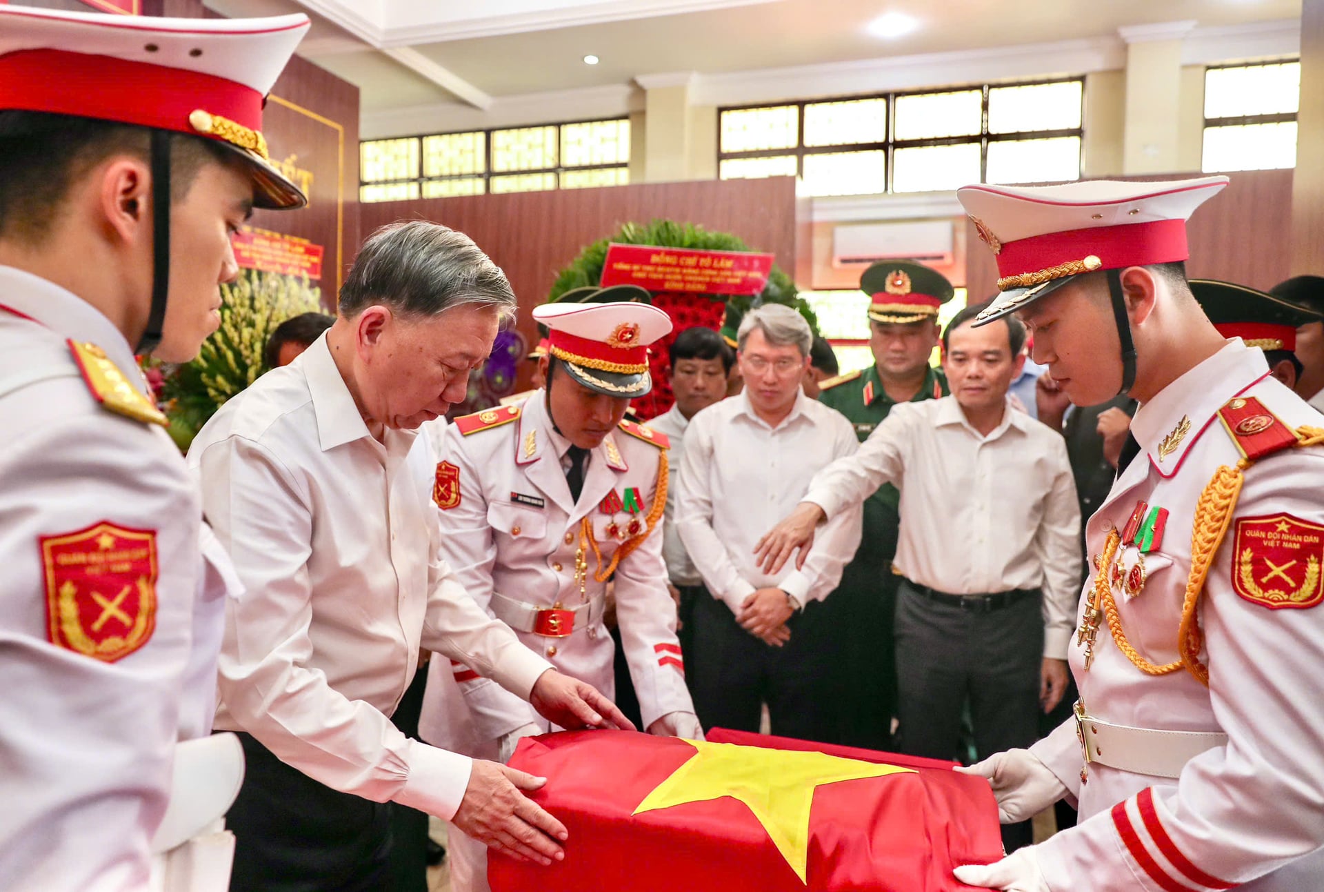 Tổng Bí thư, Chủ tịch nước: Triển khai Chiến dịch 500 ngày đêm tìm kiếm hài cốt liệt sĩ với quy mô lớn hơn - 2