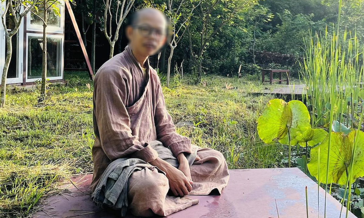 Ông Nhuận Đạt.