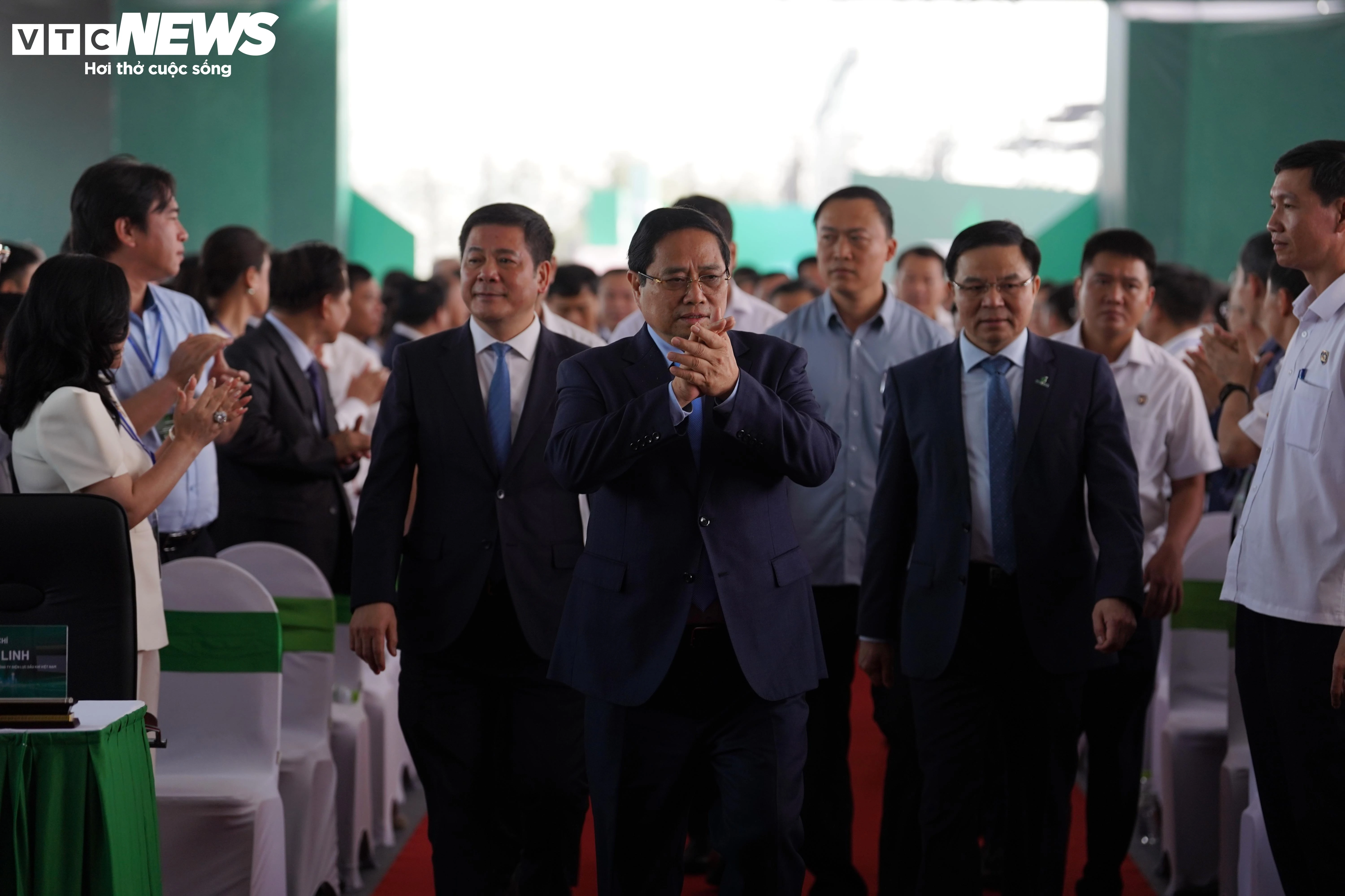 Thủ tướng: Nhà máy điện Nhơn Trạch khẳng định trí tuệ, bản lĩnh Việt Nam - 7