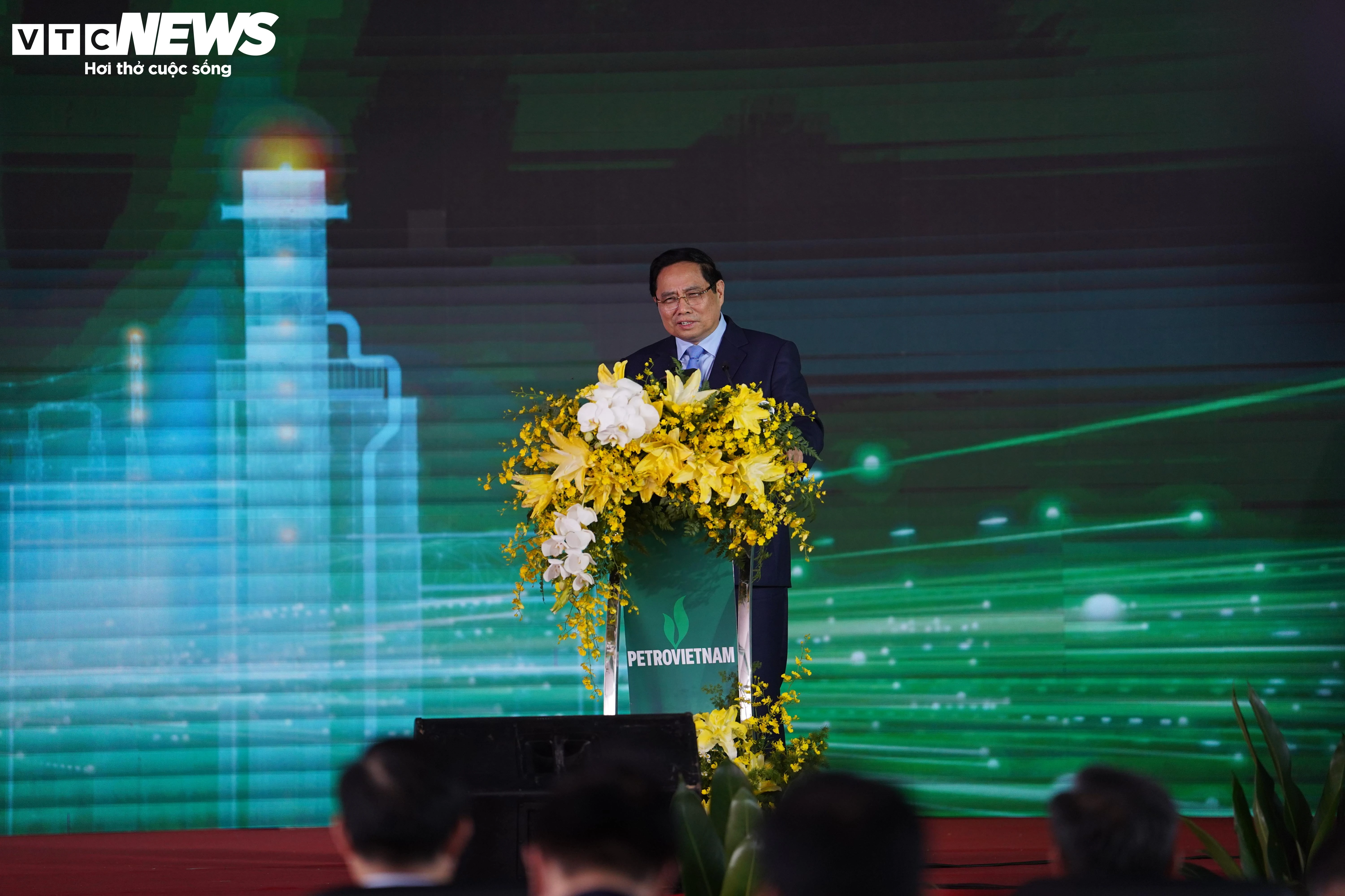 Thủ tướng: Nhà máy điện Nhơn Trạch khẳng định trí tuệ, bản lĩnh Việt Nam - 6