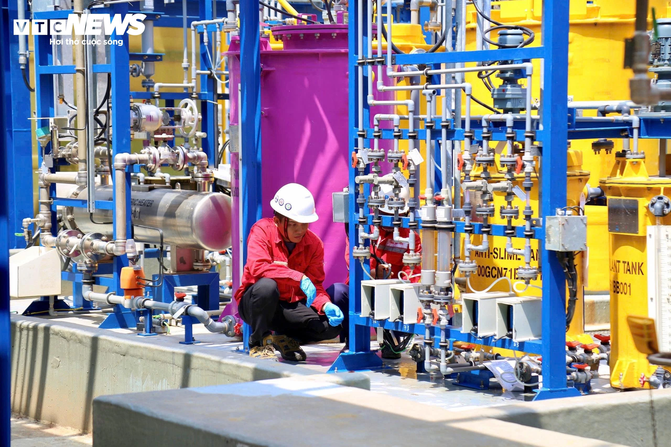 Thủ tướng: Nhà máy điện Nhơn Trạch khẳng định trí tuệ, bản lĩnh Việt Nam - 5