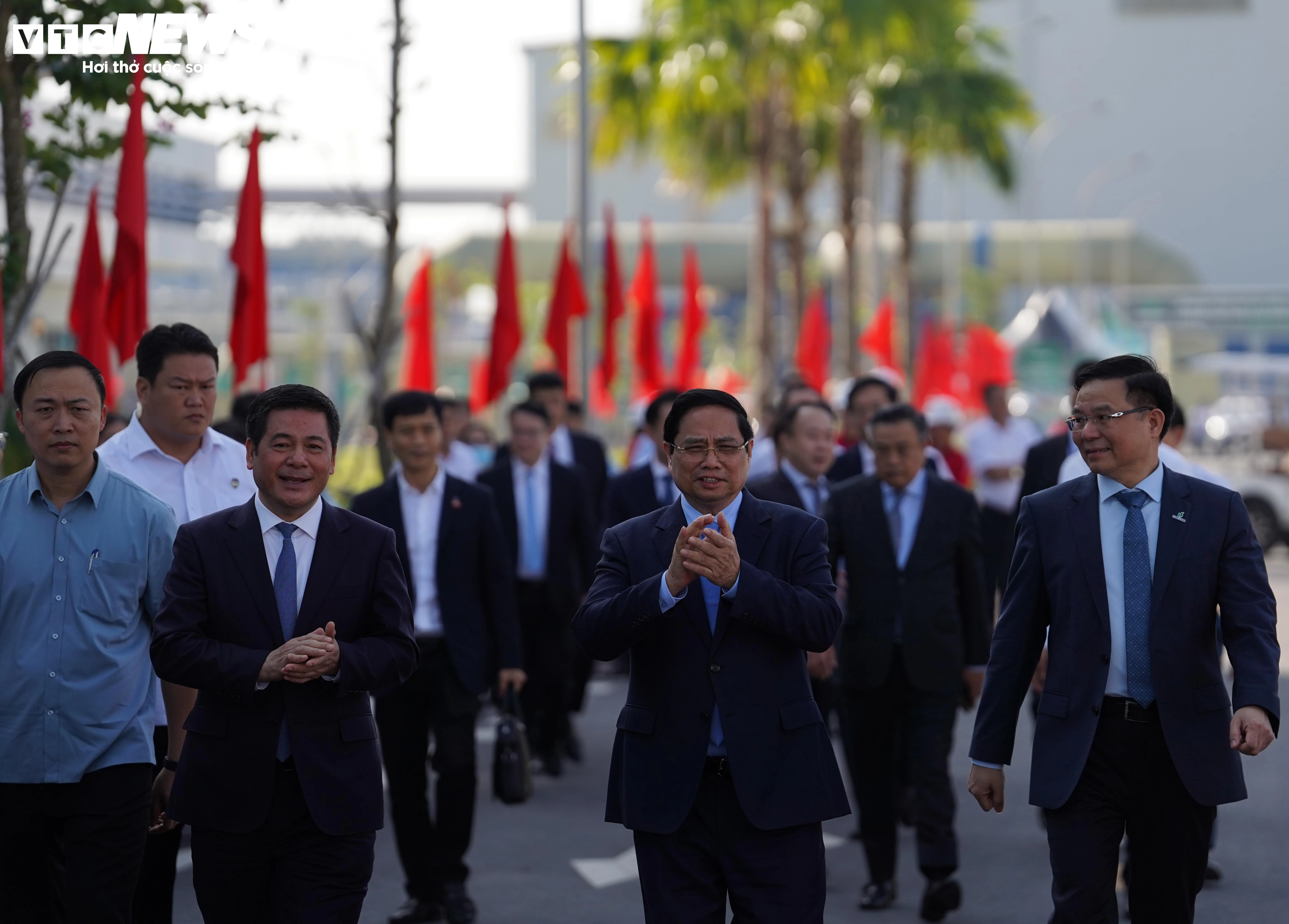 Thủ tướng: Nhà máy điện Nhơn Trạch khẳng định trí tuệ, bản lĩnh Việt Nam - 2