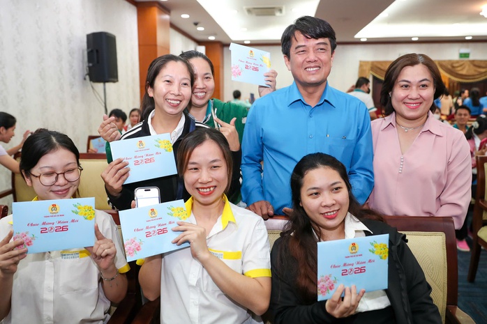 Bí thư Trần Lưu Quang động viên người lao động trước thềm Tết Nguyên đán - Ảnh 5.