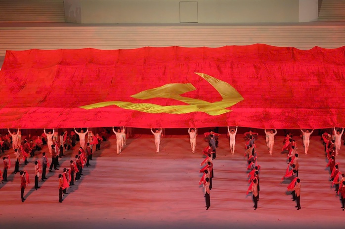 Vững bước dưới cờ Đảng - Ảnh 1.