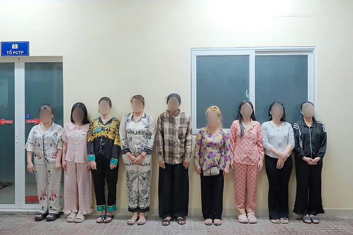 Khởi tố 9 người phụ nữ gây rối trật tự công cộng tại TPHCM năm 2026 - Ảnh 1.